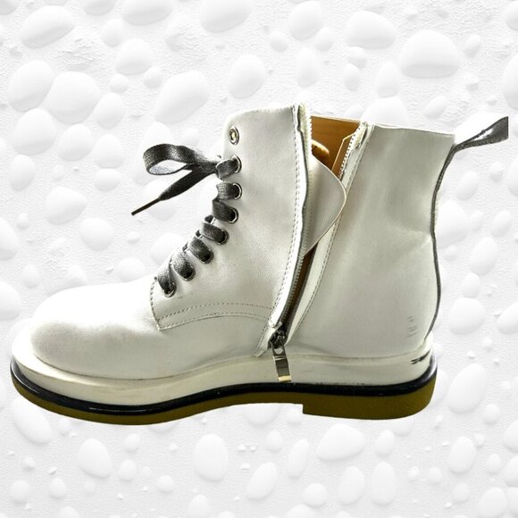 White Faux Leather Boots Size 8 - Picture 4 of 9